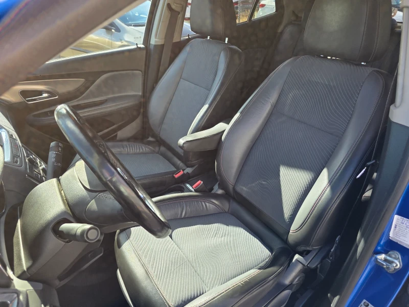 Opel Mokka 1.4i 140k.c 4x4 GAZ, снимка 10 - Автомобили и джипове - 52191562