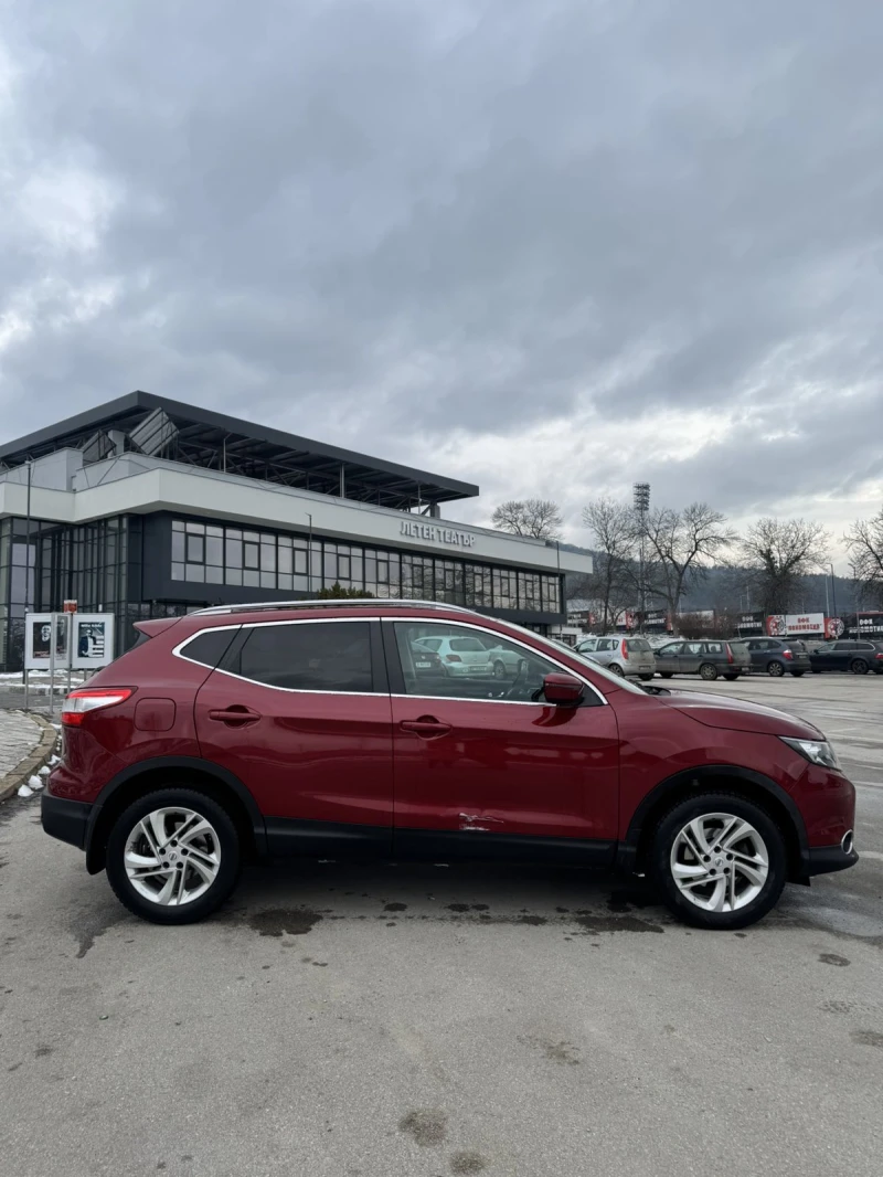 Nissan Qashqai J11, снимка 3 - Автомобили и джипове - 53386244