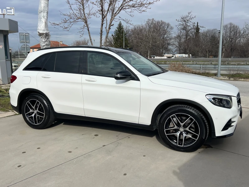 Mercedes-Benz GLC 250d, 9G, 4-MAT, AMG LINE, NIGHT PACK, PANO, DISTR, снимка 4 - Автомобили и джипове - 53523721