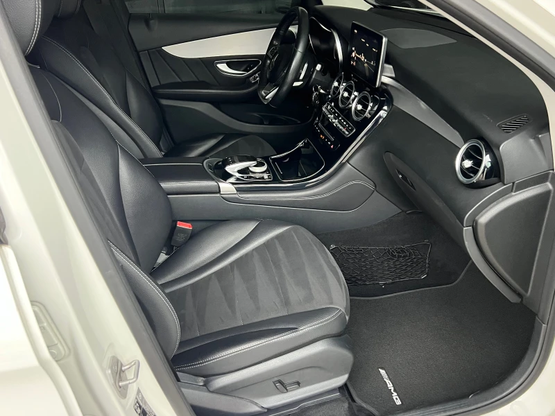 Mercedes-Benz GLC 250d, 9G, 4-MAT, AMG LINE, NIGHT PACK, PANO, DISTR, снимка 10 - Автомобили и джипове - 53523721
