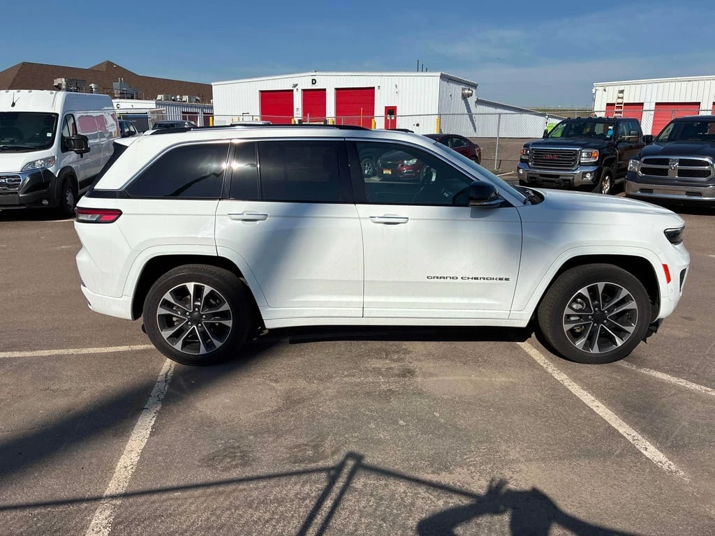 Jeep Grand cherokee * OVERLAND * CARFAX *  | Mobile.bg — изображение 4