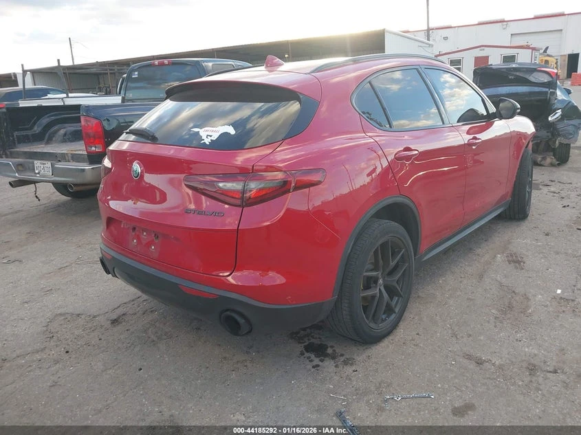 Alfa Romeo Stelvio 2l Rwd, снимка 4 - Автомобили и джипове - 54116277