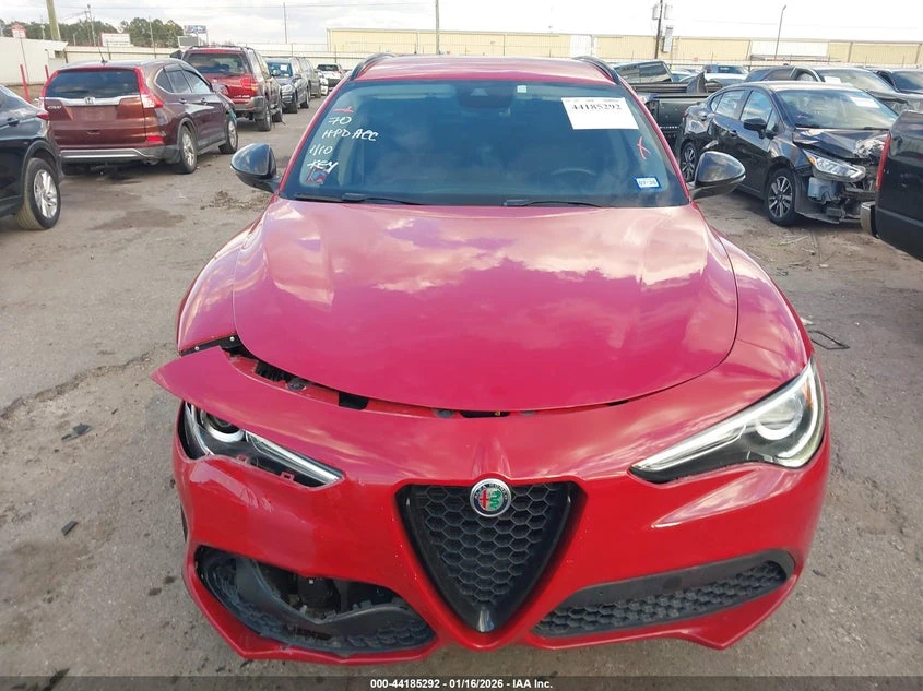 Alfa Romeo Stelvio 2l Rwd, снимка 12 - Автомобили и джипове - 54116277