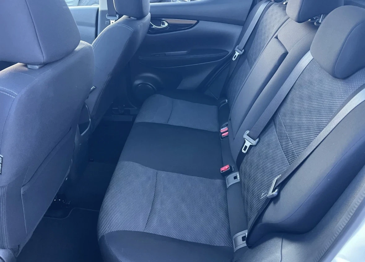 Nissan Qashqai 1.5 DCI, снимка 5 - Автомобили и джипове - 54341224