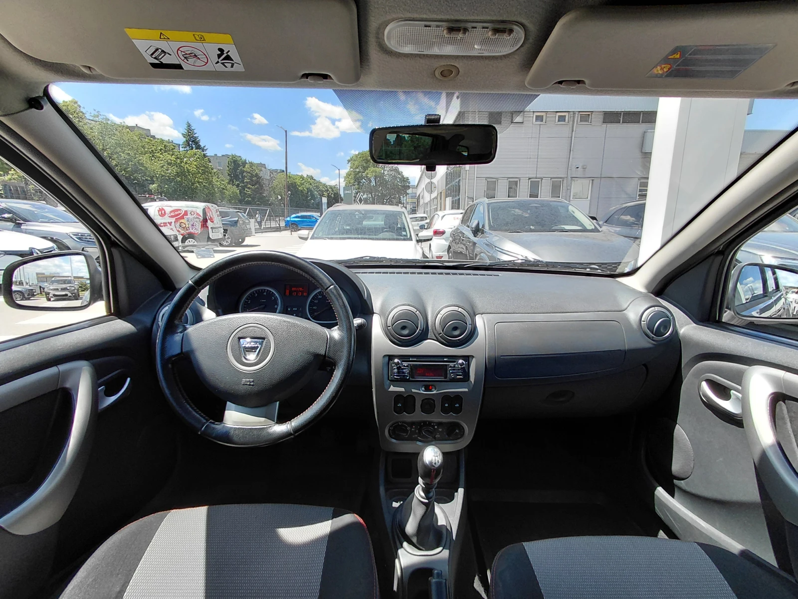 Dacia Duster 1.5 dCi/110�.�/Laureate | Mobile.bg � ����������� 9