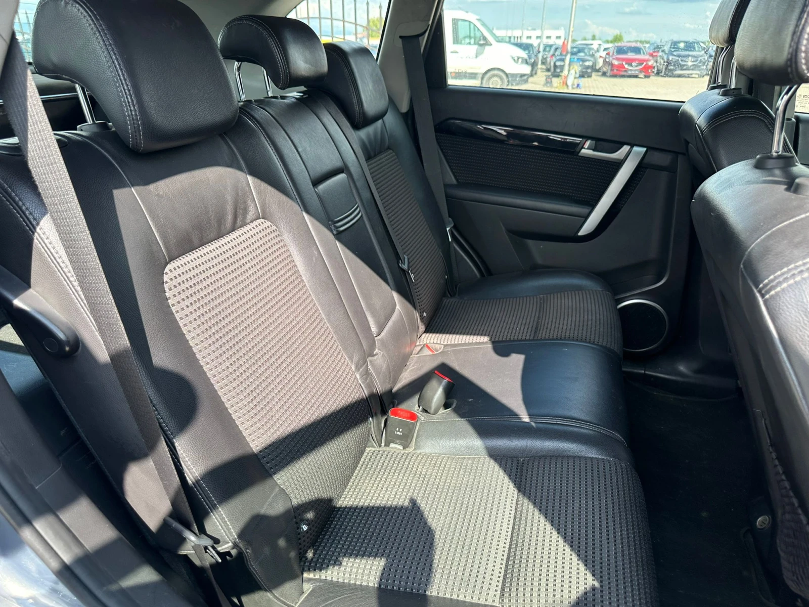 Chevrolet Captiva / 2.2D / 163 HP / 6+ 1 / EURO 5 / | Mobile.bg � ����������� 11