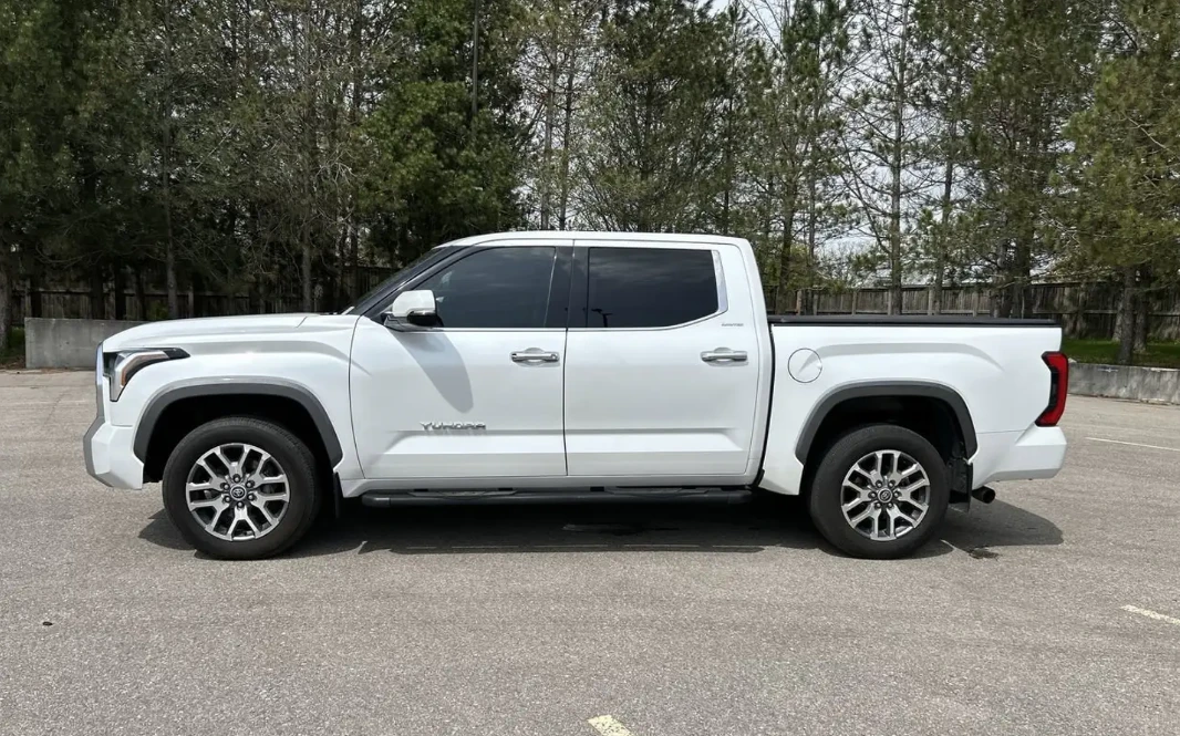 Toyota Tundra LIMITED | CREWMAX | 4X4 | PANO, снимка 8 - Автомобили и джипове - 54782494