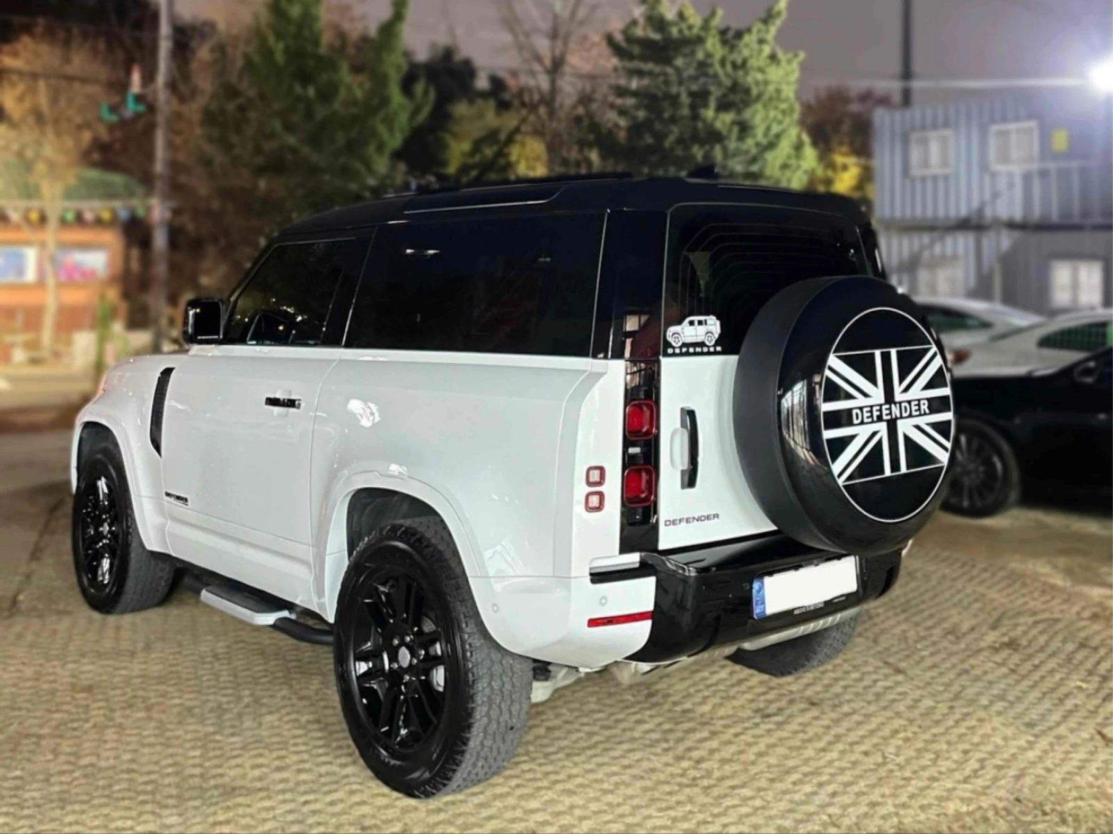 Land Rover Defender D250* BLIND SPOT* 360* ���* ������� �����* ������  | Mobile.bg � ����������� 4