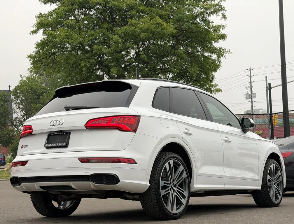 Audi SQ5 * TECHNIK* QUATTRO* TFSI* B&O* HUD* 360* DIS* , снимка 4 - Автомобили и джипове - 55899739