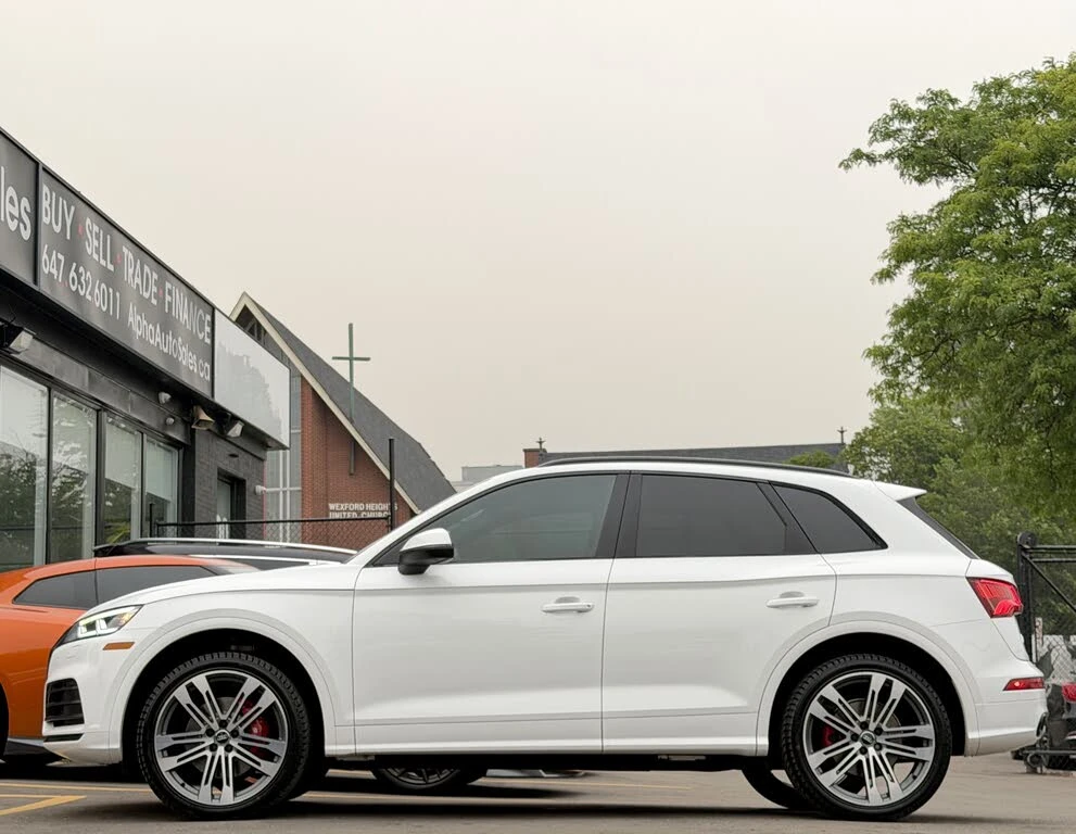 Audi SQ5 * TECHNIK* QUATTRO* TFSI* B&O* HUD* 360* DIS* , снимка 8 - Автомобили и джипове - 55899739