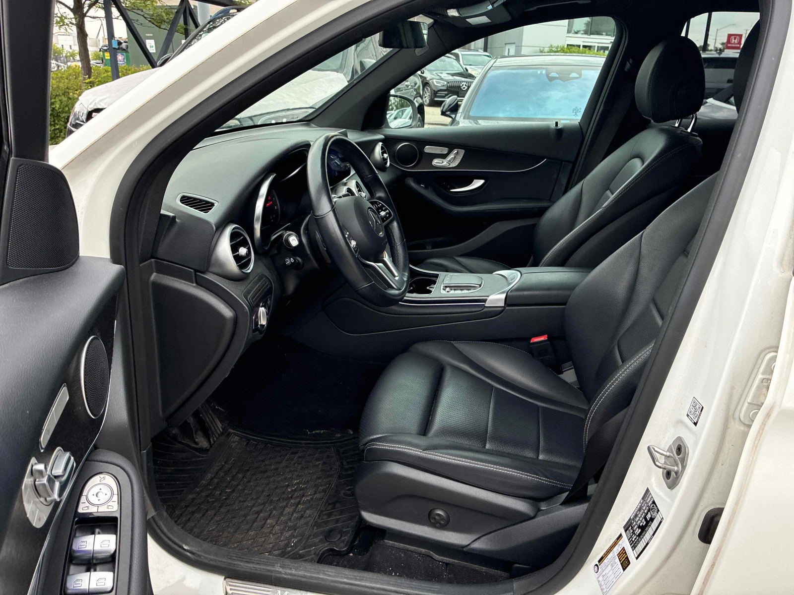 Mercedes-Benz GLC 300 * 300 * CARFAX *  | Mobile.bg � ����������� 5