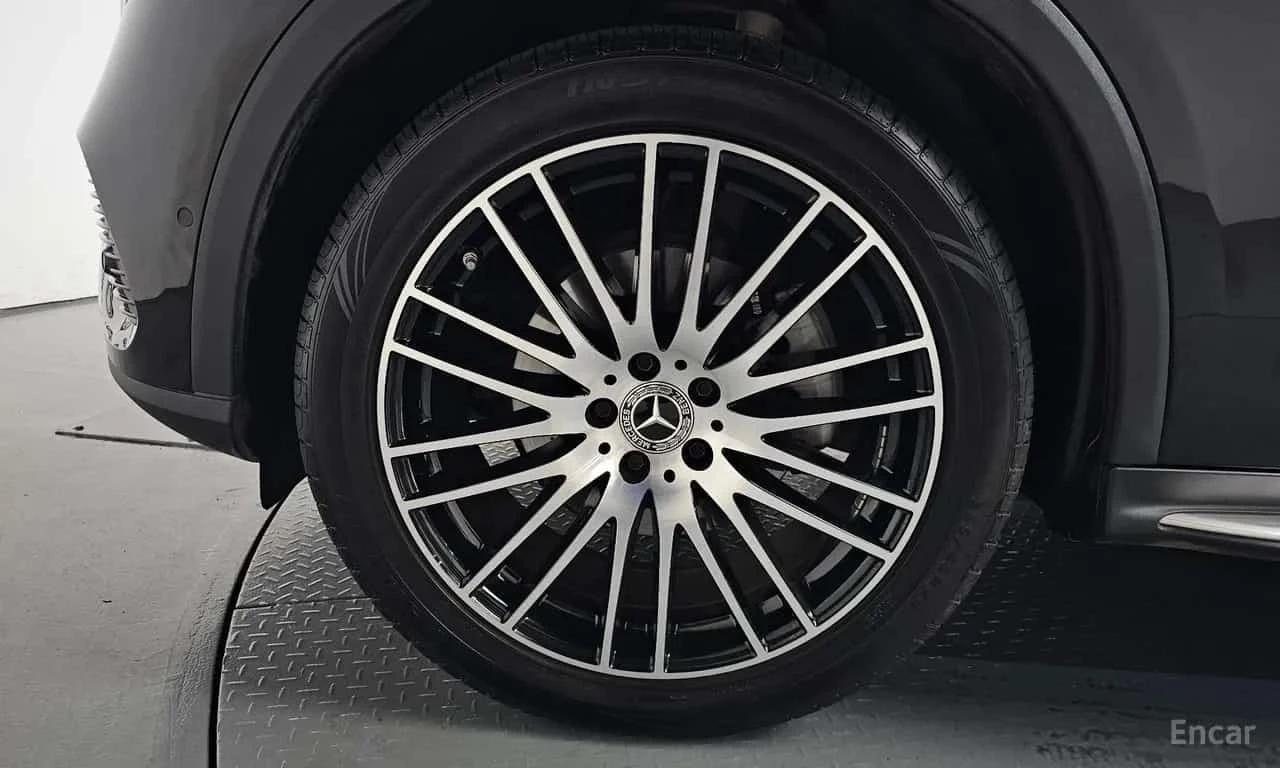 Mercedes-Benz GLC 220 GLC220 d 4MATIC, снимка 5 - Автомобили и джипове - 56196379