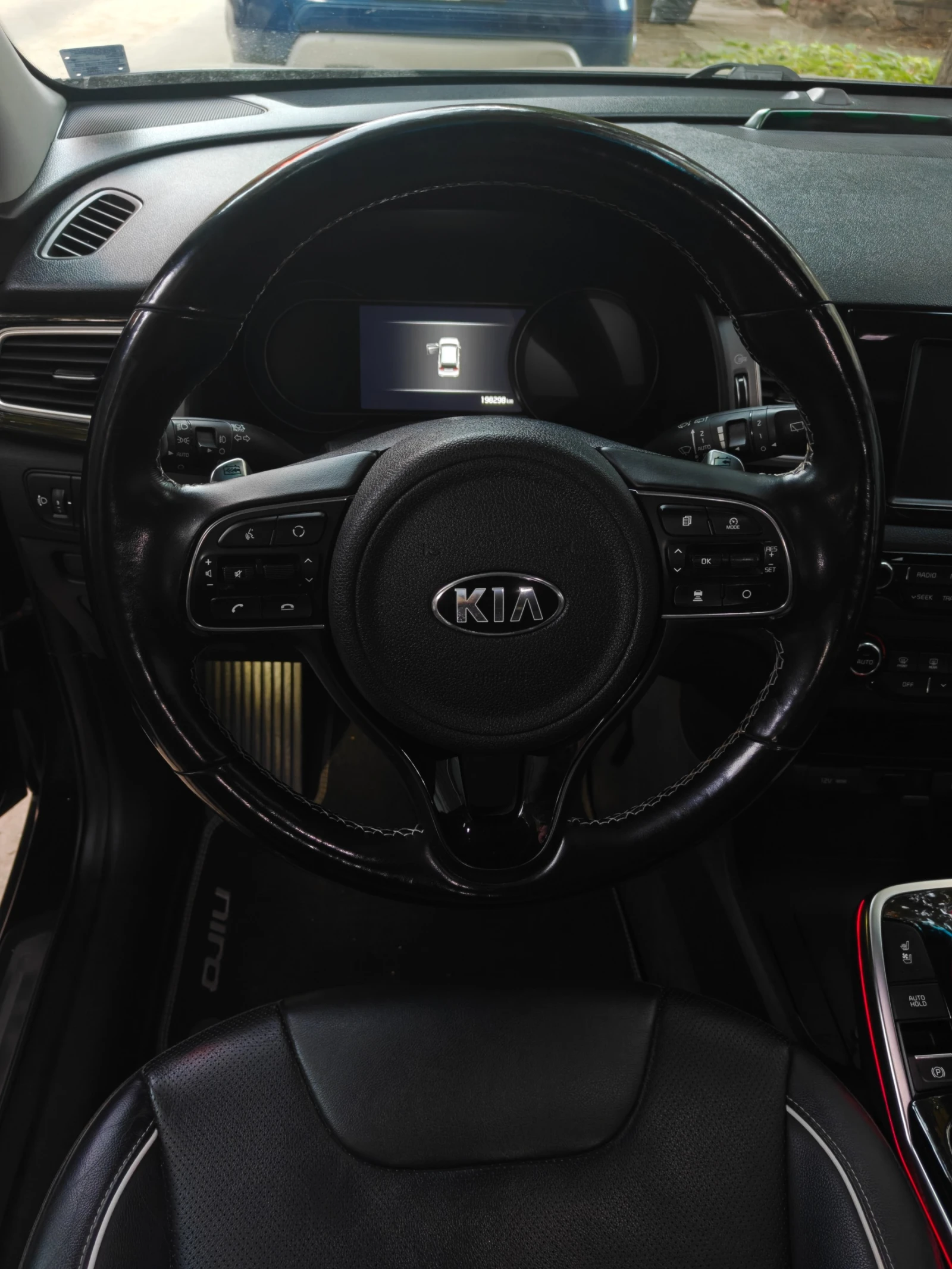 Kia Niro e-Niro Executive Line, снимка 11 - Автомобили и джипове - 56365970