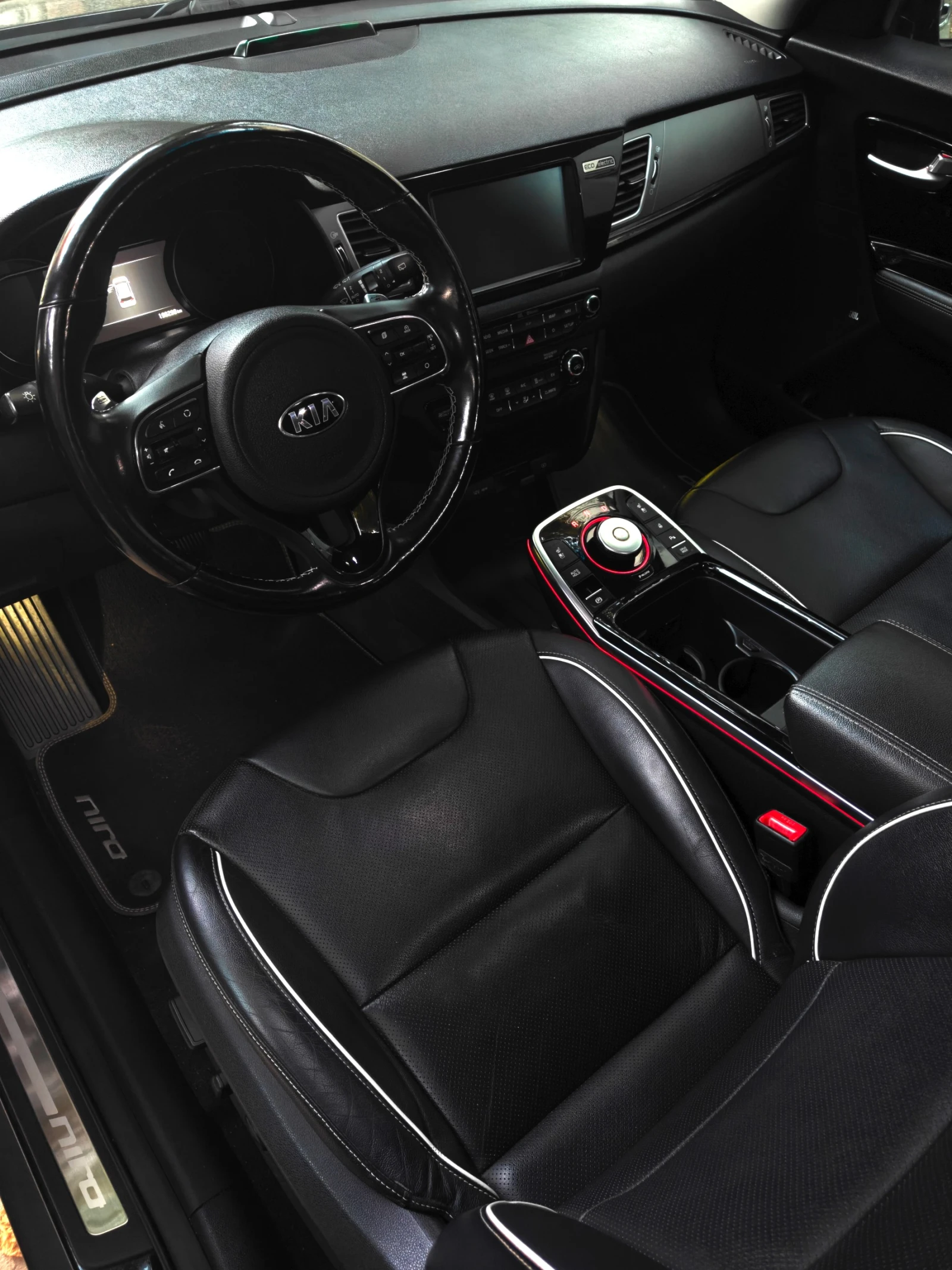 Kia Niro e-Niro Executive Line, снимка 12 - Автомобили и джипове - 56365970