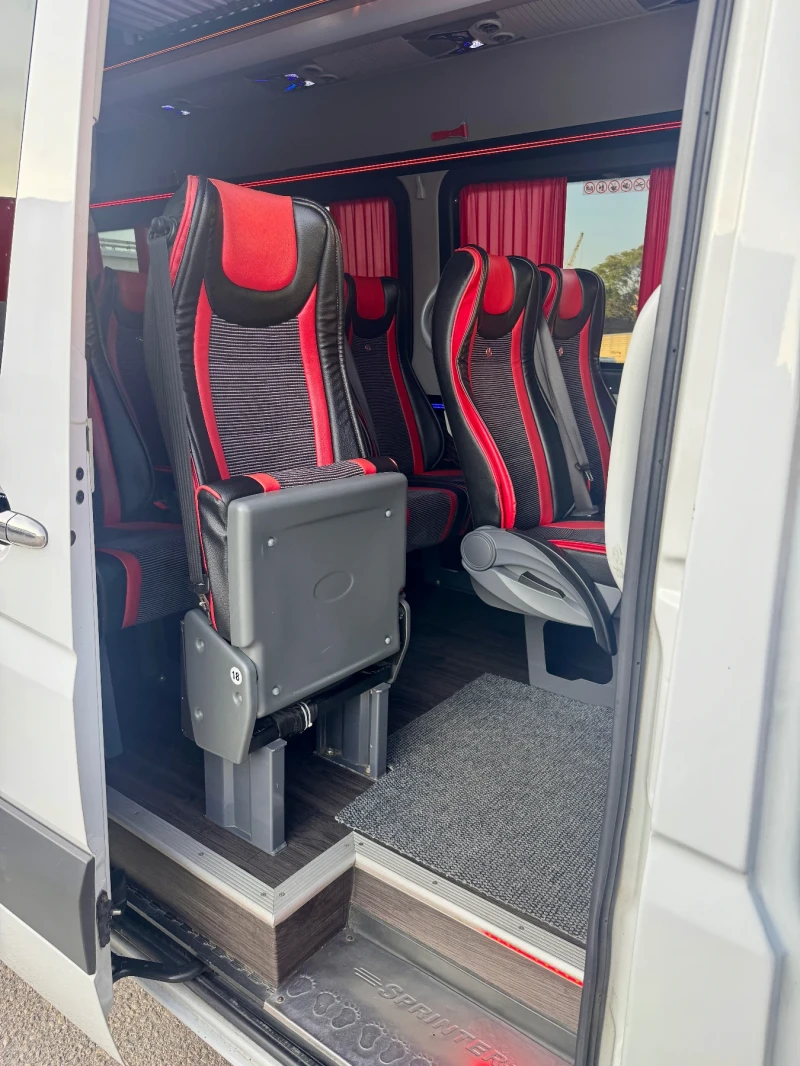 Mercedes-Benz Sprinter 519 3.0cdi TOP* VIP, снимка 12 - Бусове и автобуси - 51303227