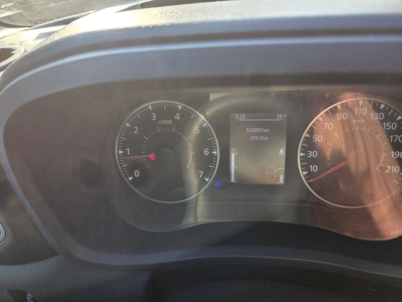 Renault Master 2, 3 DCi 1+ 1 места легло/печка, снимка 6 - Бусове и автобуси - 55307597