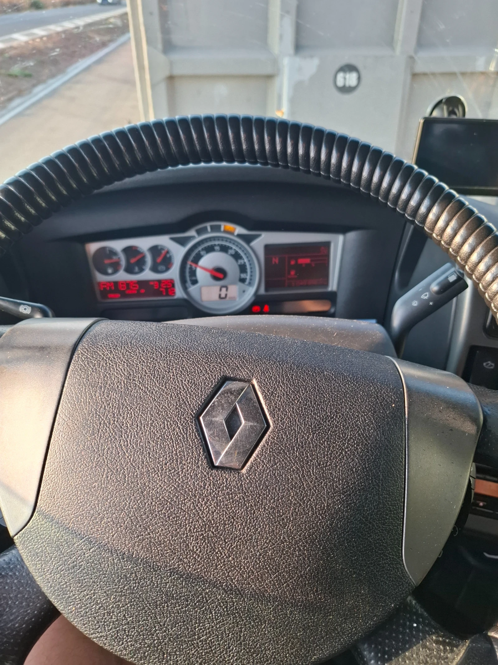 Renault Magnum  - изображение 3