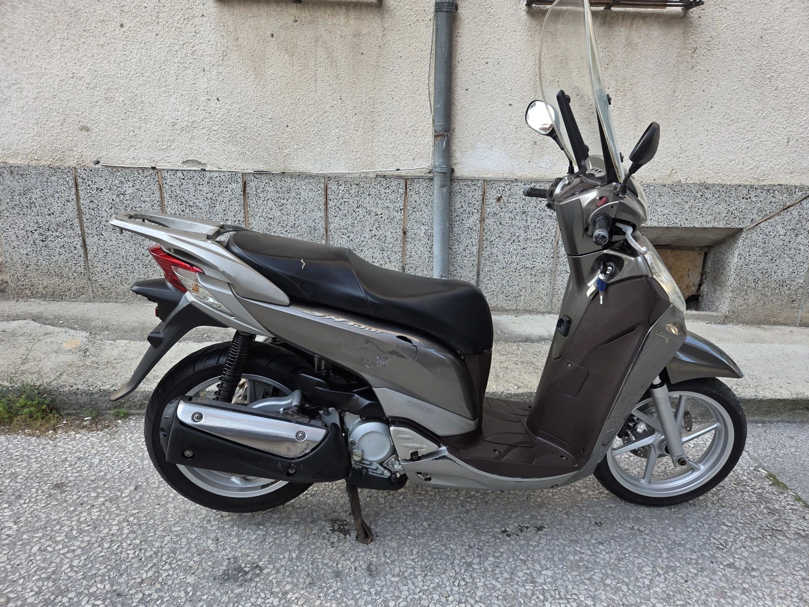 Honda Sh, снимка 3 - Мотоциклети и мототехника - 54795005