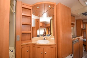 Обява за продажба на Каравана Knaus Eifelland Holiday 520 TKM+ ФОРСЕЛТ/6 Места ~18 950 лв. - изображение 10