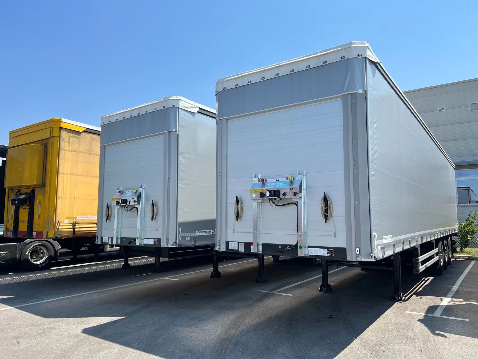  Schwarzmuller J-Serie, 5550kg, 2 , , FULDA | Mobile.bg   5