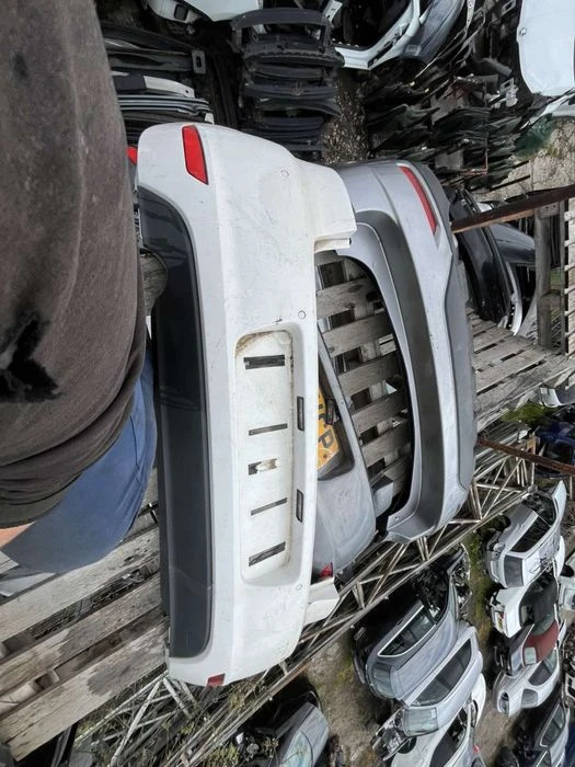 Задна броня оригинална за Vw Golf 6 Голф 6 хечбек 5K6807417