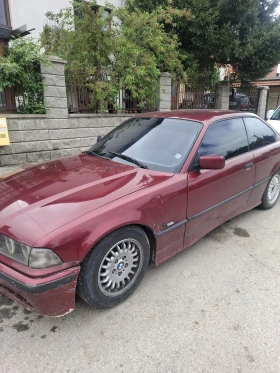 BMW 318, снимка 3