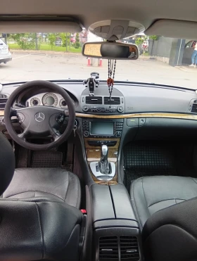 Mercedes-Benz E 320 W211, снимка 6