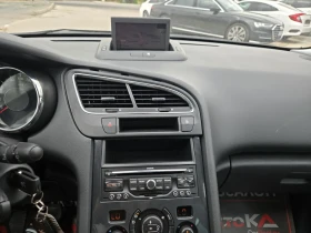 Peugeot 5008 1.6HDI-112kc= 6СКОРОСТИ= НАВИ= АВТОПИЛОТ, снимка 15