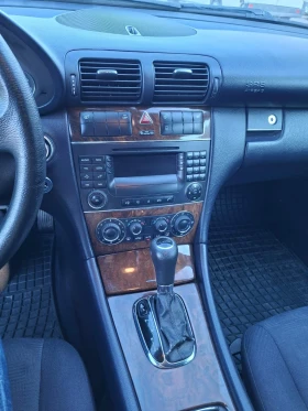 Mercedes-Benz C 220, снимка 14