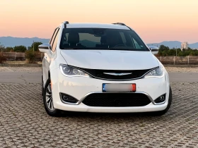 Обява за продажба на Chrysler Pacifica Hybrid Plug-in Linlmited ~52 000 лв. - изображение 1