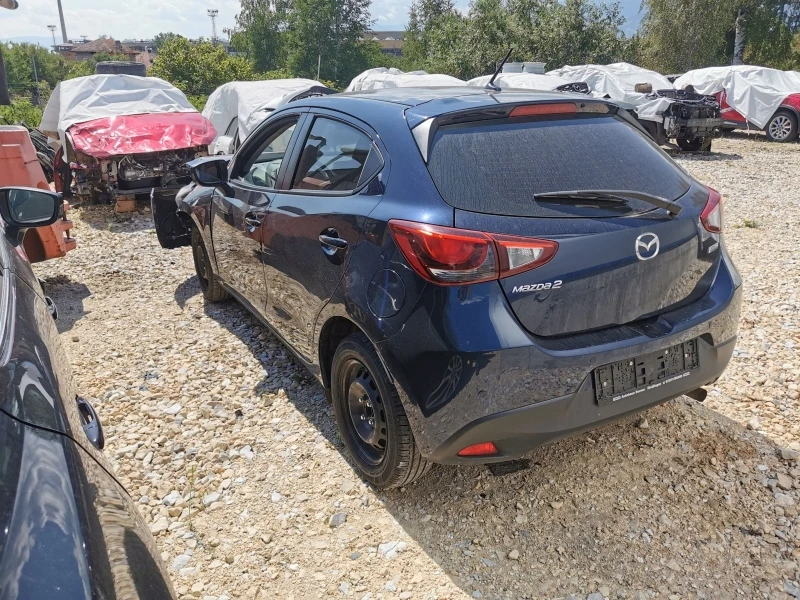 Mazda 2 1.5 SkyactivG, снимка 6 - Автомобили и джипове - 47614005