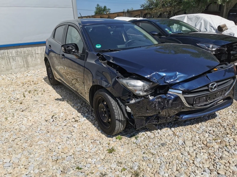 Mazda 2 1.5 SkyactivG, снимка 5 - Автомобили и джипове - 47614005