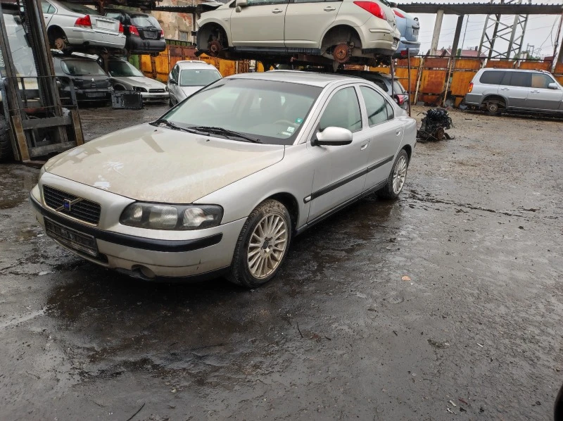 Volvo S60, снимка 1 - Автомобили и джипове - 48588809