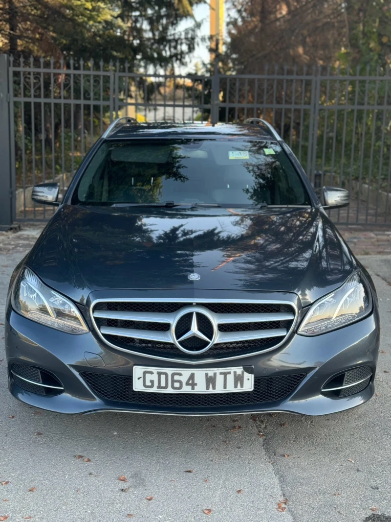 Mercedes-Benz E 220, снимка 1 - Автомобили и джипове - 47411740