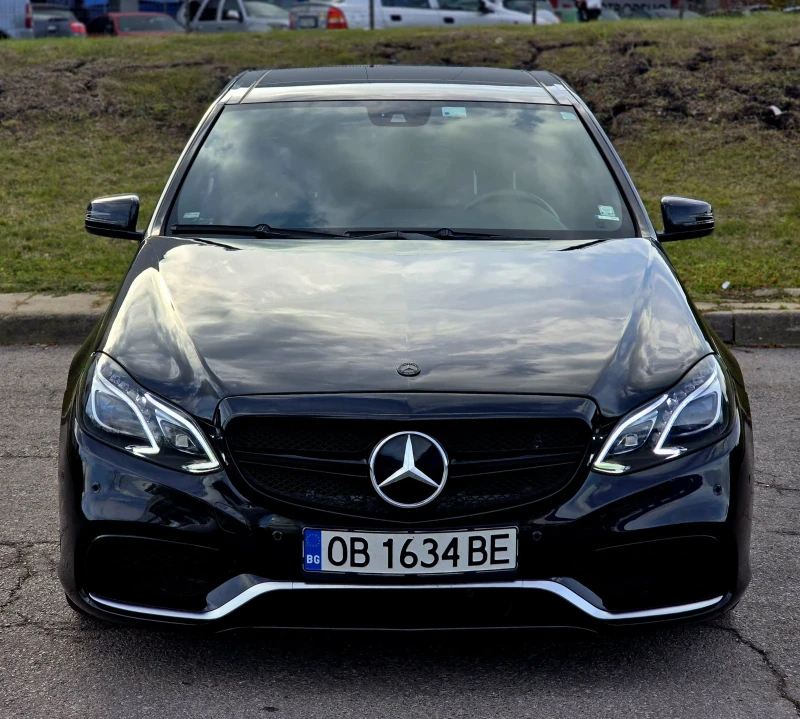 Mercedes-Benz E 500 5.5, 388кс, RWD 6.3 AMG Optic, снимка 1 - Автомобили и джипове - 48465346