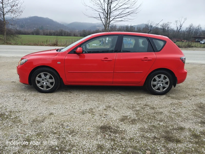 Mazda 3 1.4i klimatronik Evro 4 , снимка 7 - Автомобили и джипове - 52875690