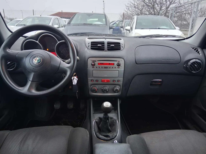 Alfa Romeo 147, снимка 11 - Автомобили и джипове - 52885578