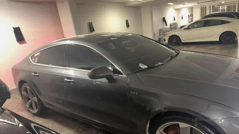 Audi S7 * ПОДГРЕВИ / 360 КАМЕРА / ОТ ПРЕДСТАВИТЕЛСТВО , снимка 2 - Автомобили и джипове - 53537971