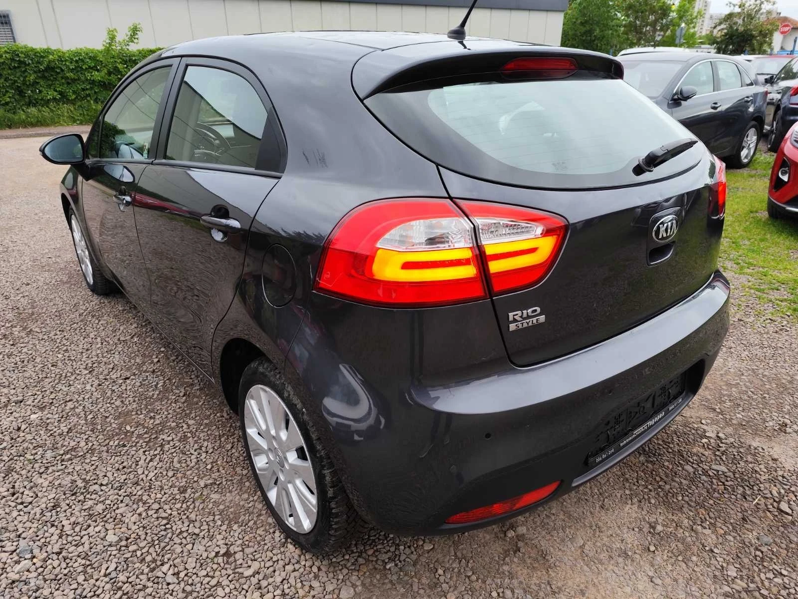 Kia Rio 1.4CVVT Style109к.с - изображение 4