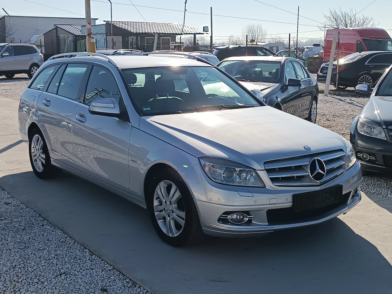 Mercedes-Benz C 220 Avangarde - изображение 3