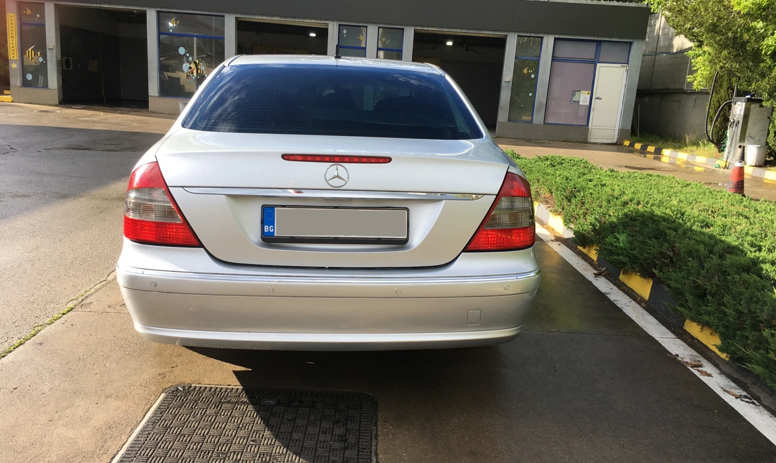 Mercedes-Benz E 200  - изображение 5