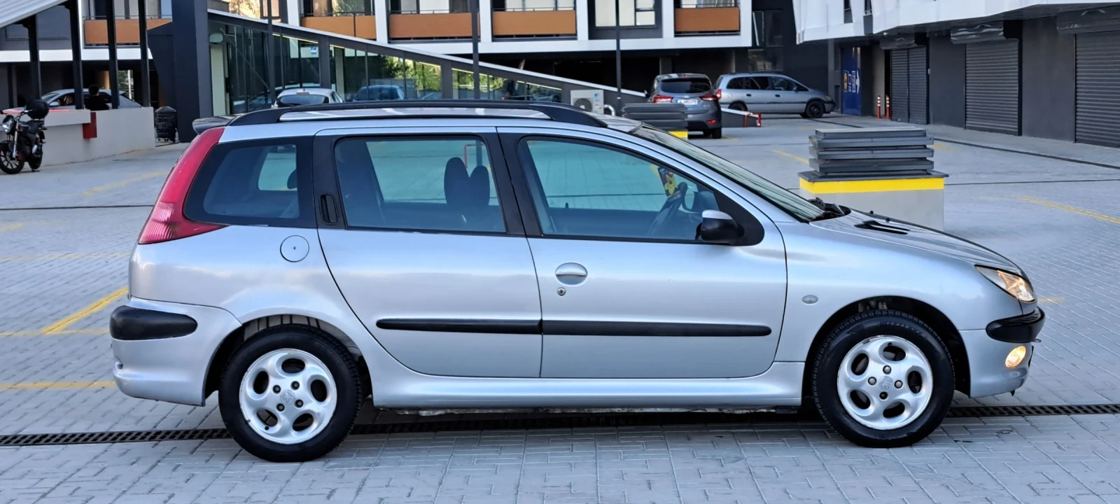 Peugeot 206 1.4I-206SW/2003-година! - изображение 4