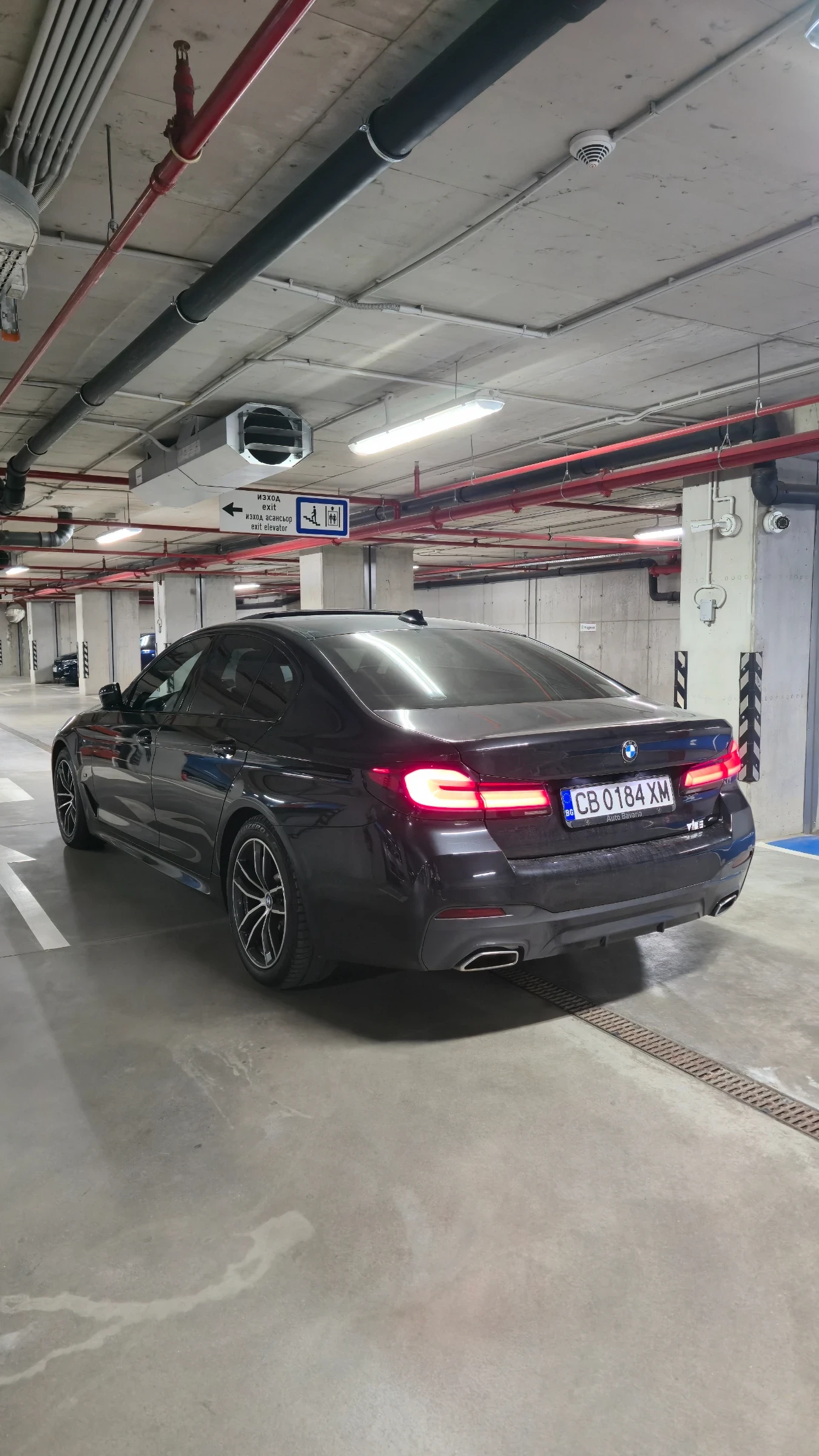 BMW 530 530 i M Sport  - изображение 4