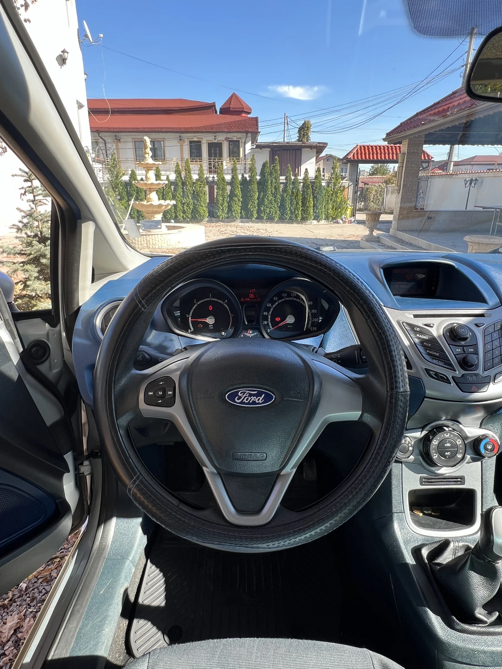 Ford Fiesta 1.4 TDCI - изображение 10