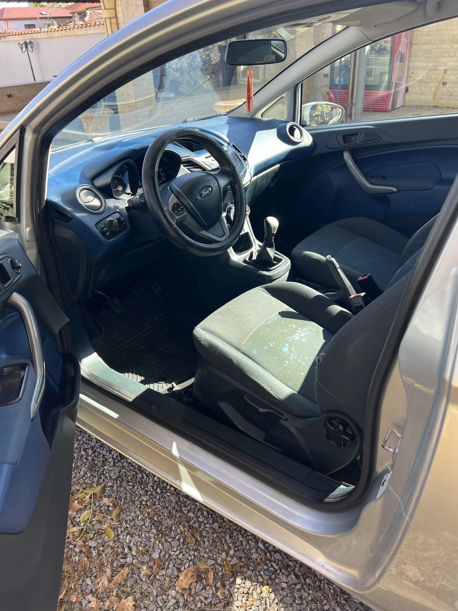 Ford Fiesta 1.4 TDCI - изображение 8