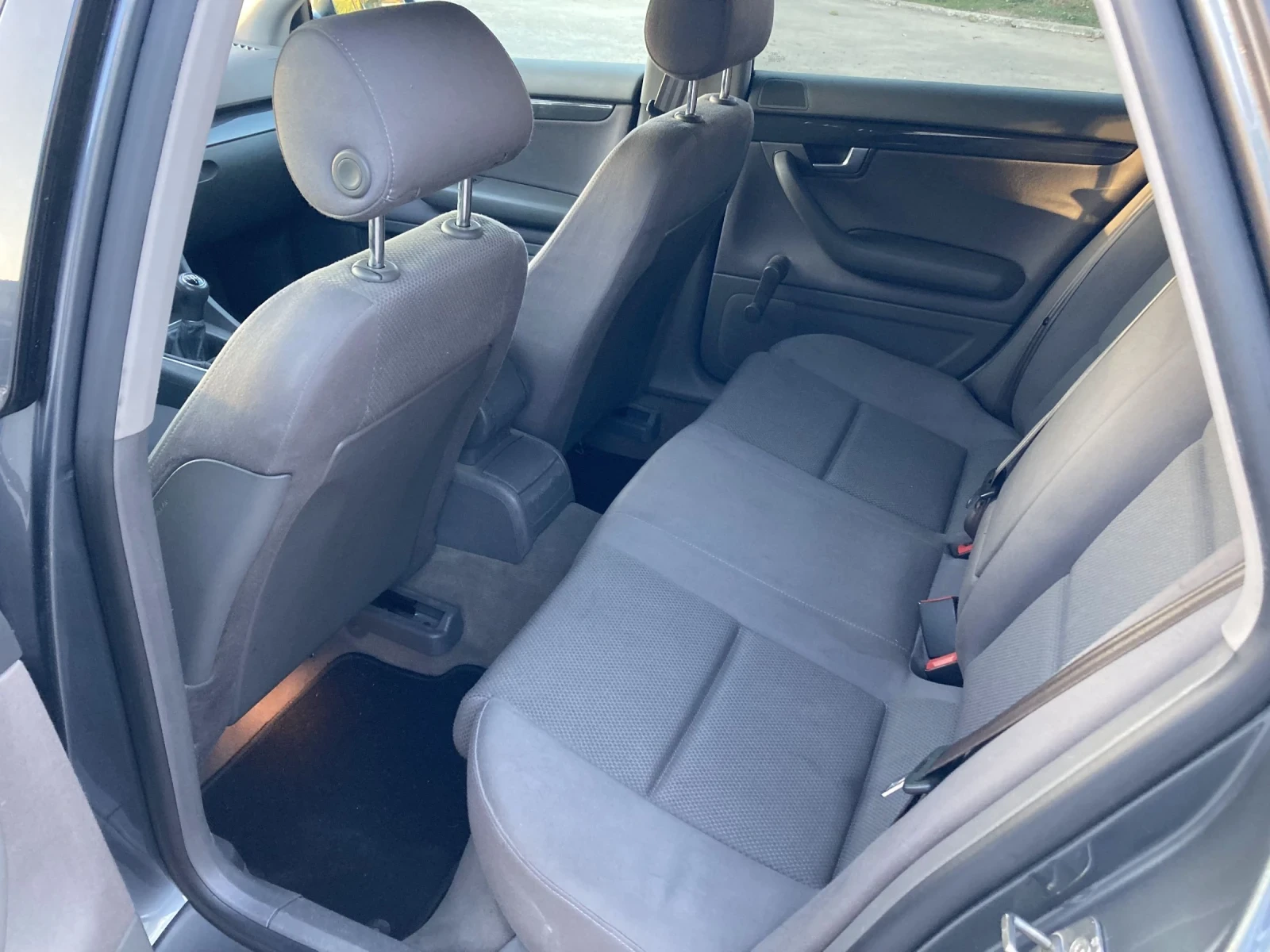 Audi A4 1.9TDI 131 6 | Mobile.bg   10