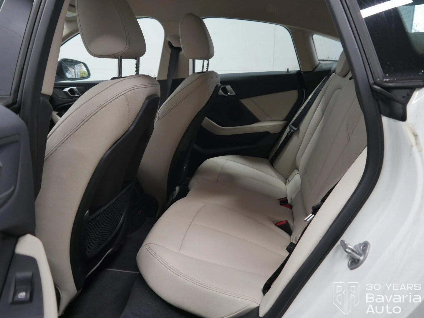 BMW 218 i Gran Coupe Sport Line - изображение 8