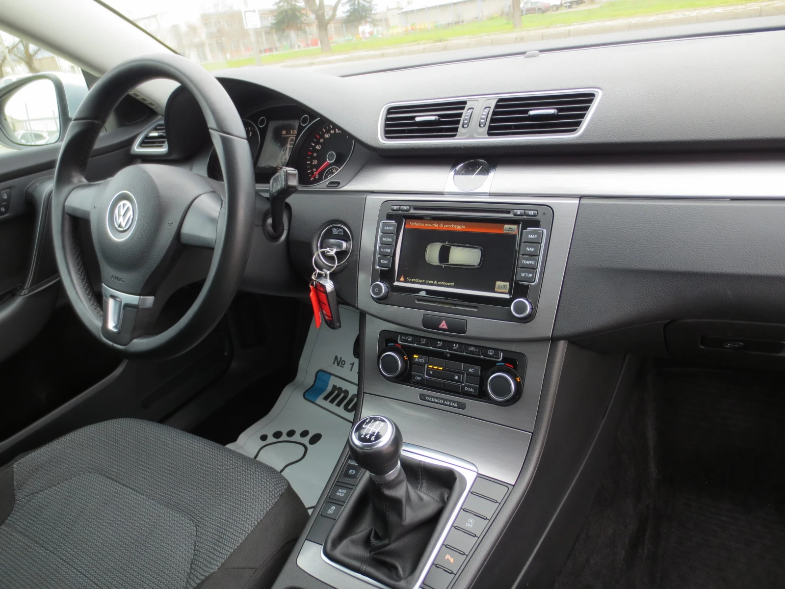 VW Passat 1.6 TDI | Mobile.bg � ����������� 12