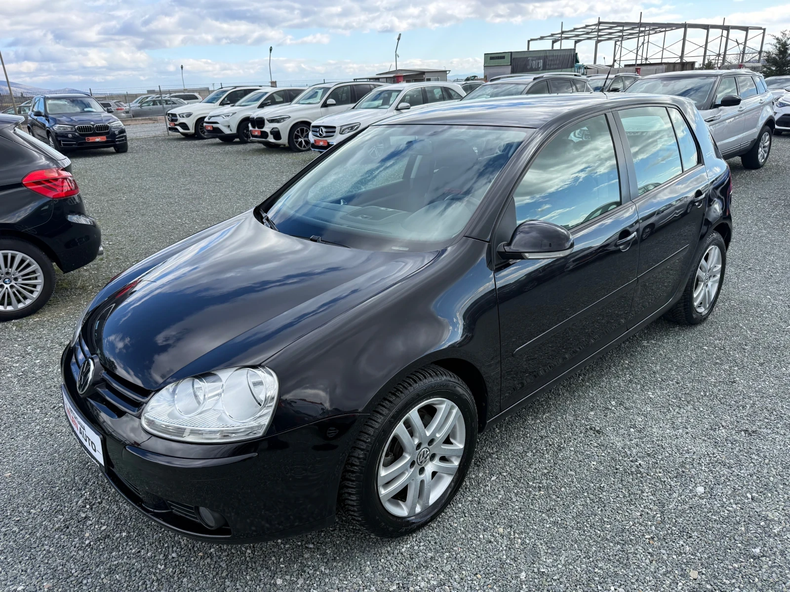 VW Golf (KATO НОВА)