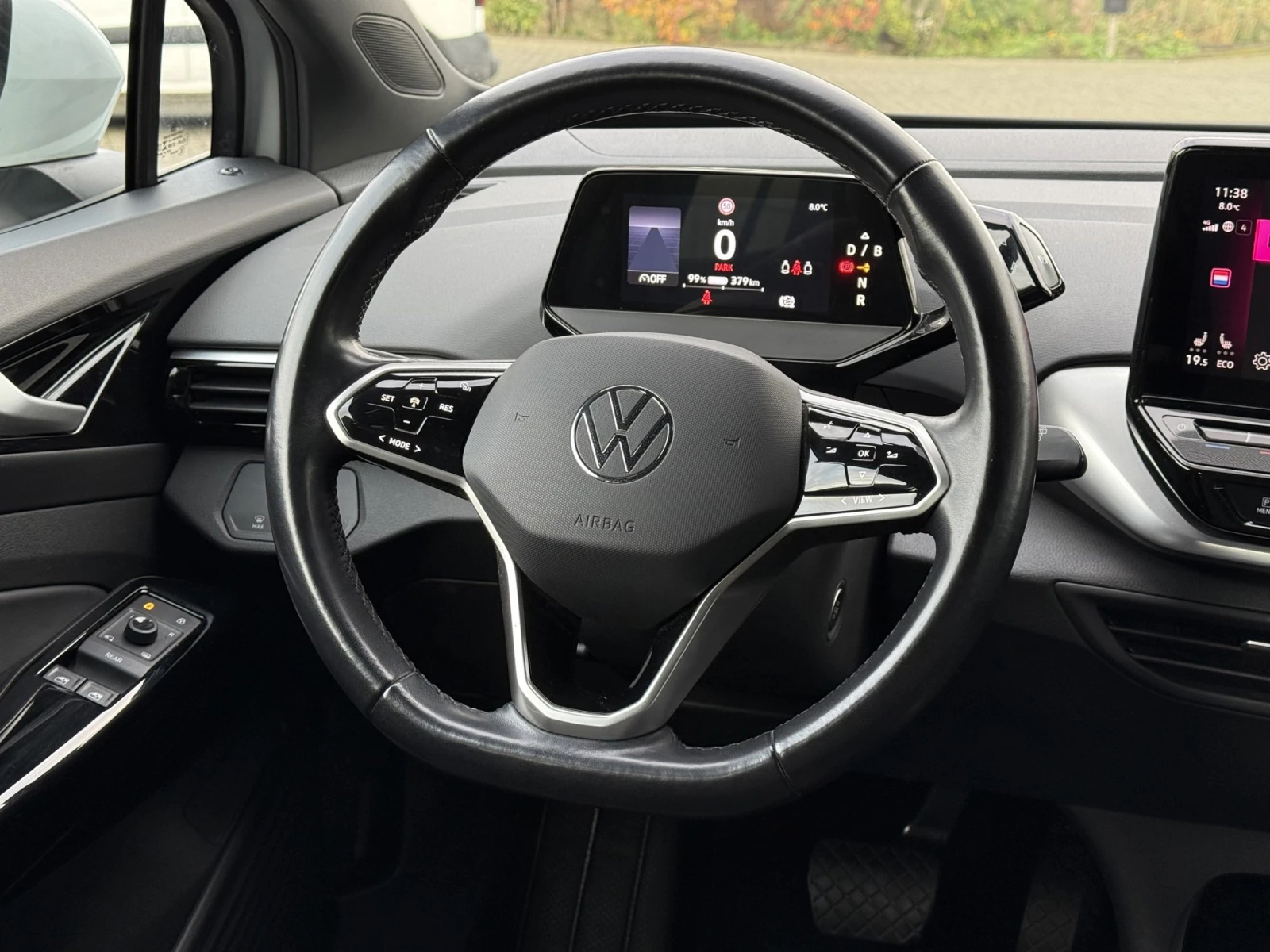 VW ID.4 Life, снимка 7 - Автомобили и джипове - 53960864